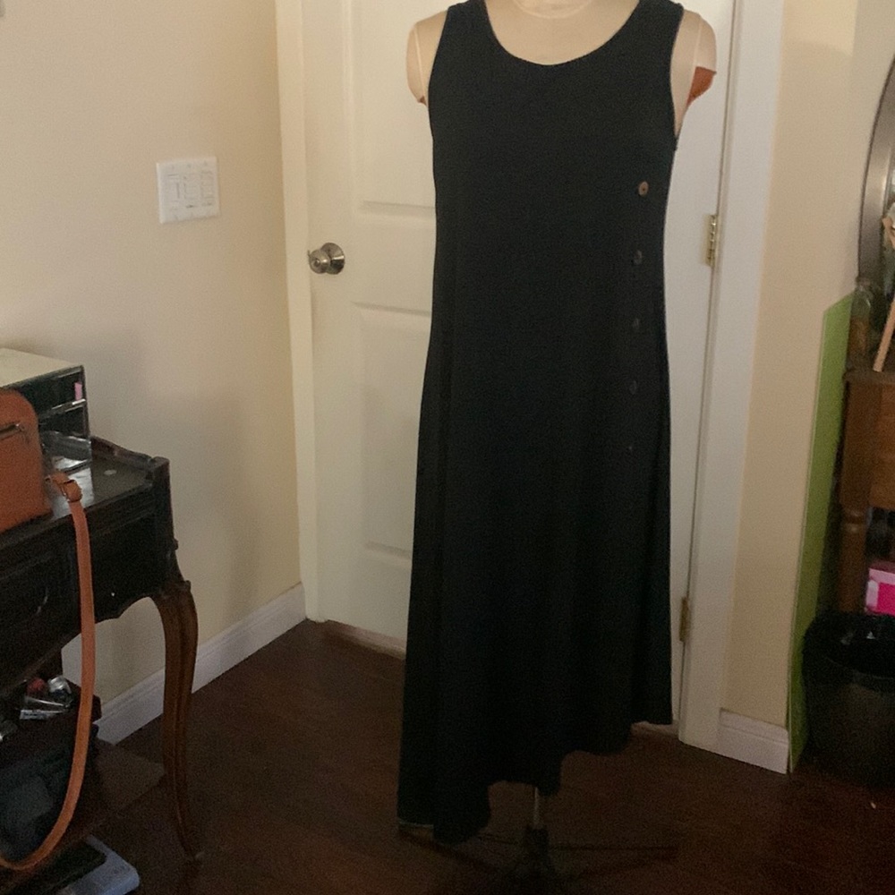 Dress with brown button don the left side of dress